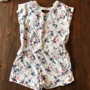 Splendid cotton floral one piece romper 4T